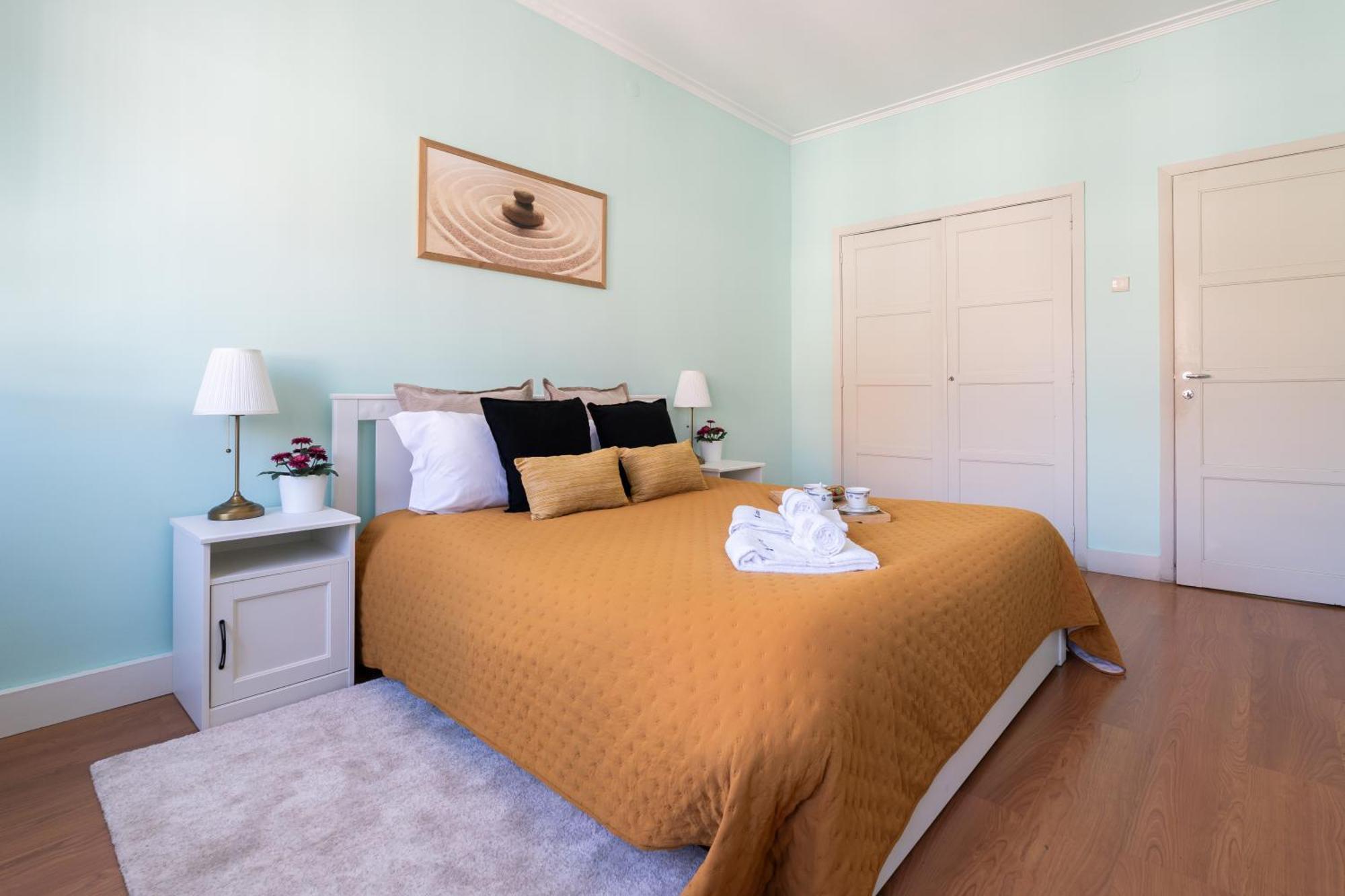 Host Wise - Colorful Bright Flat With Balcony Apartment Porto Cameră foto